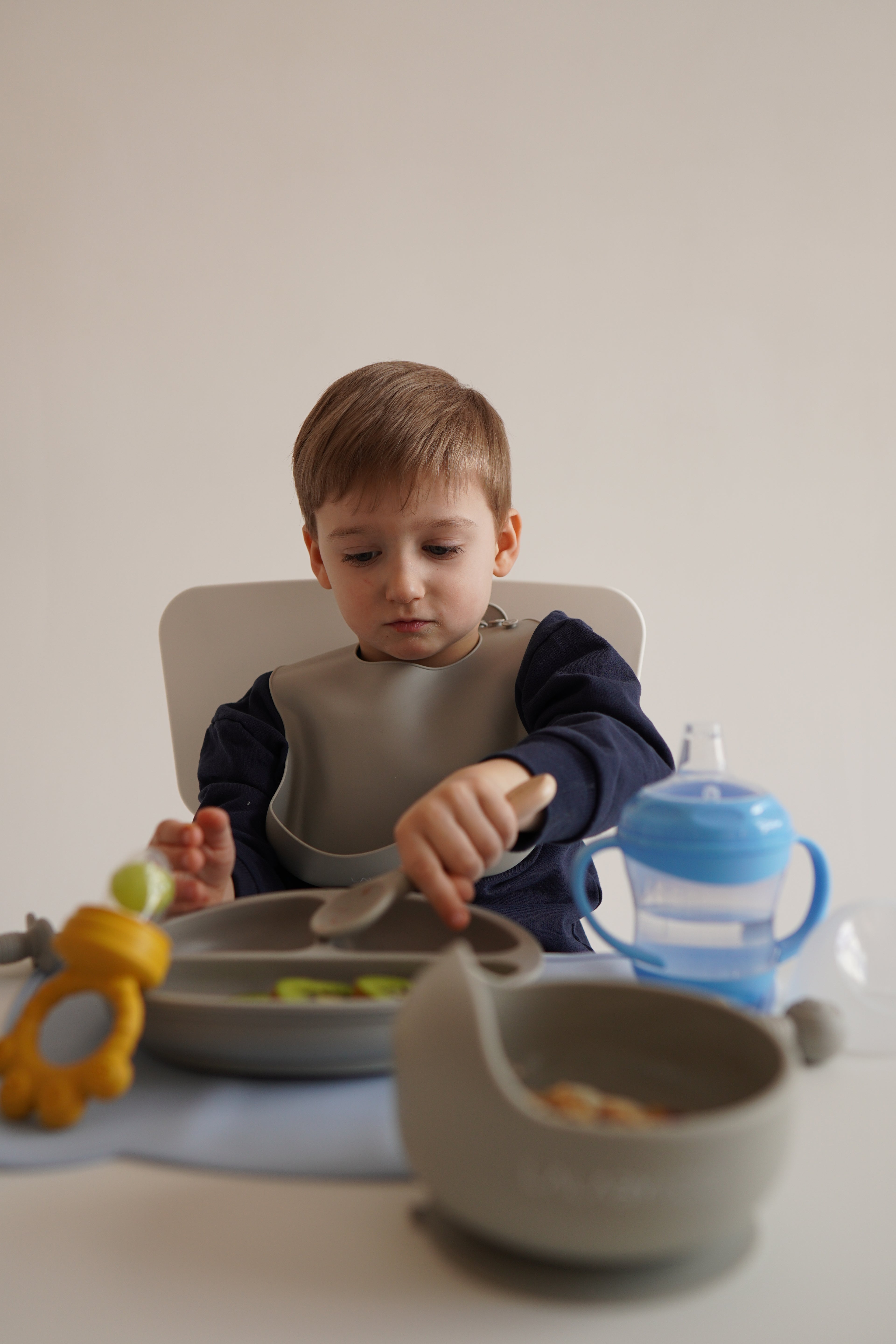 Lalaby Sippy Cup – Ein auslaufsicherer Becher mit ergonomischen Griffen