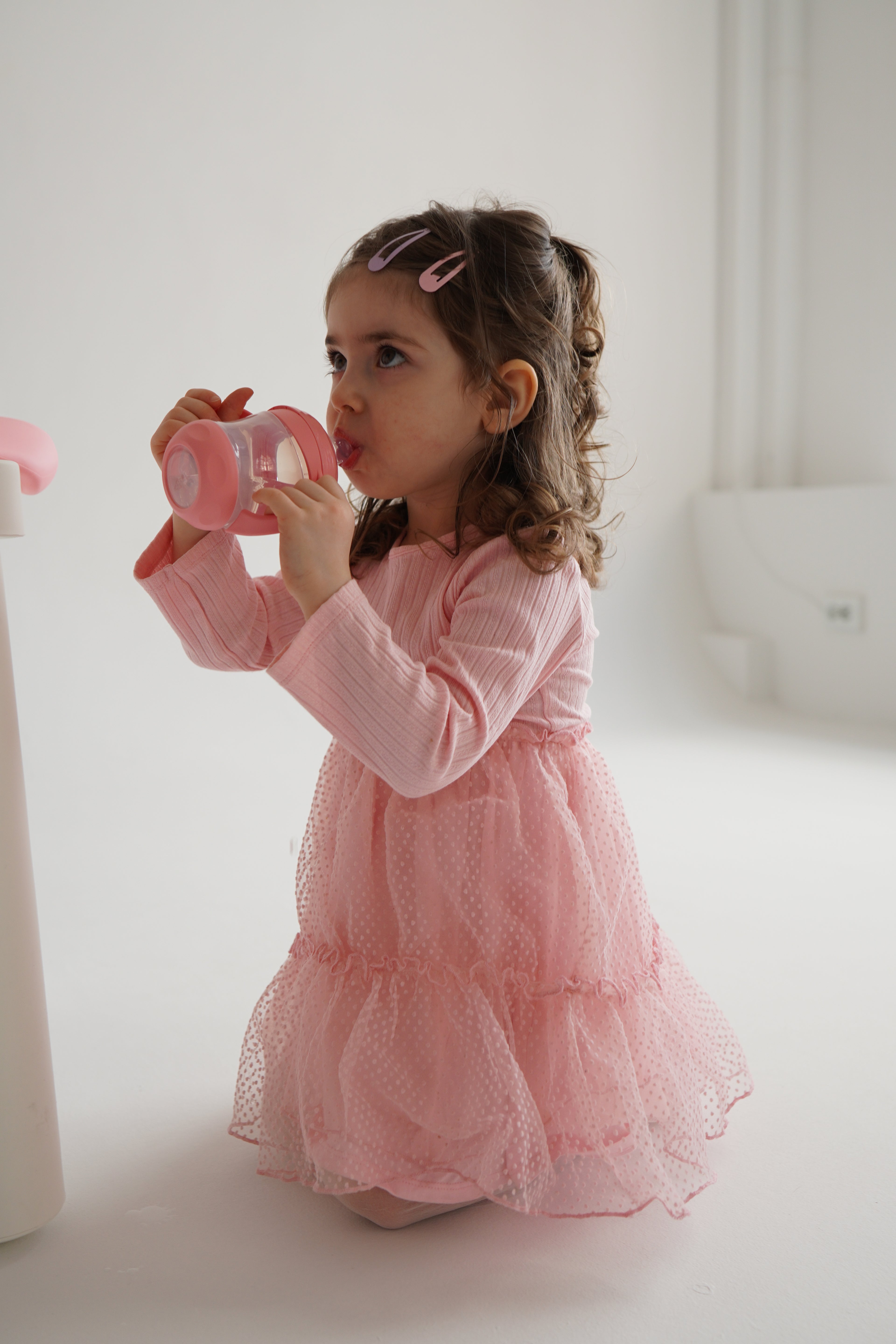 Lalaby Sippy Cup – Ein auslaufsicherer Becher mit ergonomischen Griffen