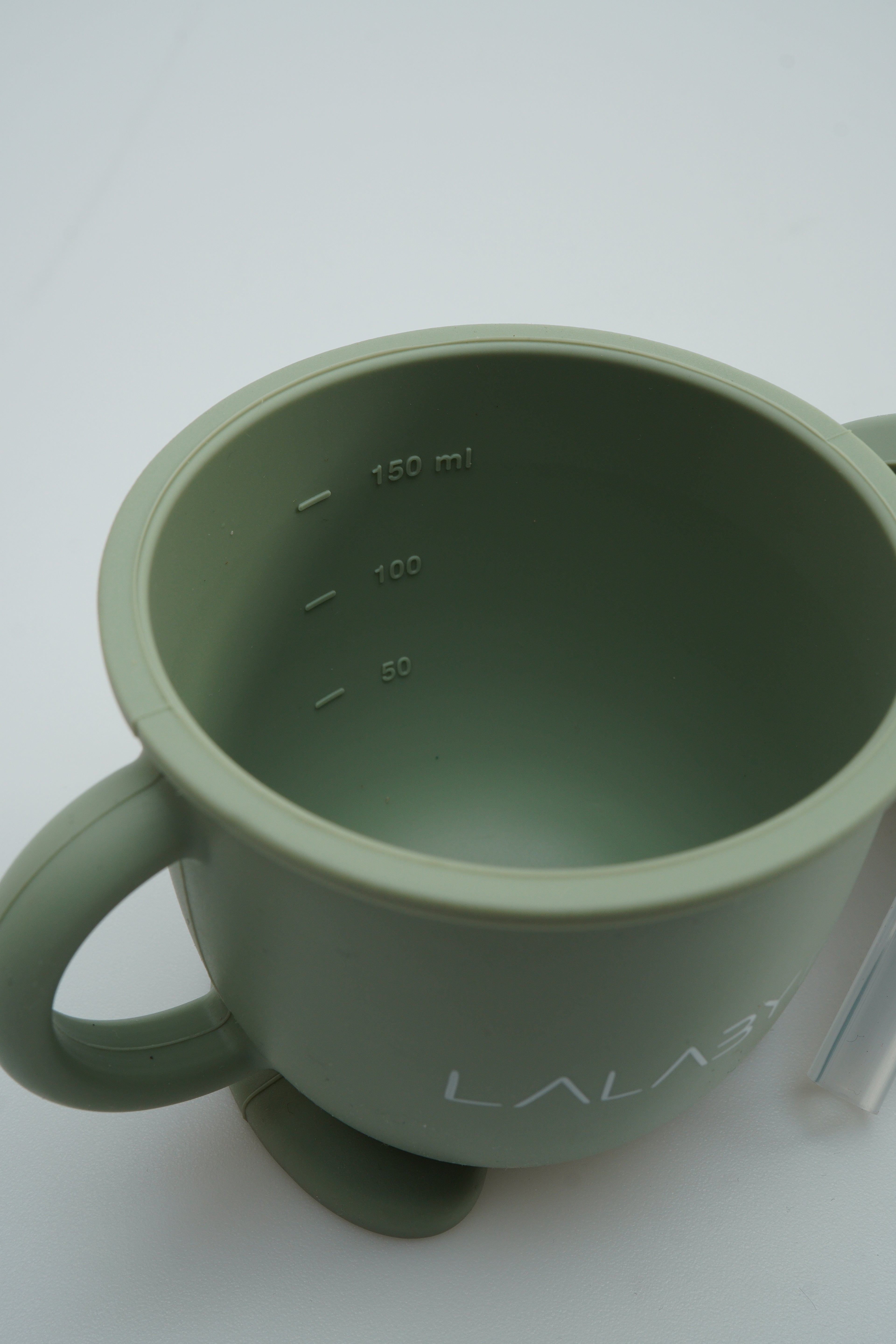Lalaby Soft Cup – Auslaufsicherer Becher mit ergonomischem Griff